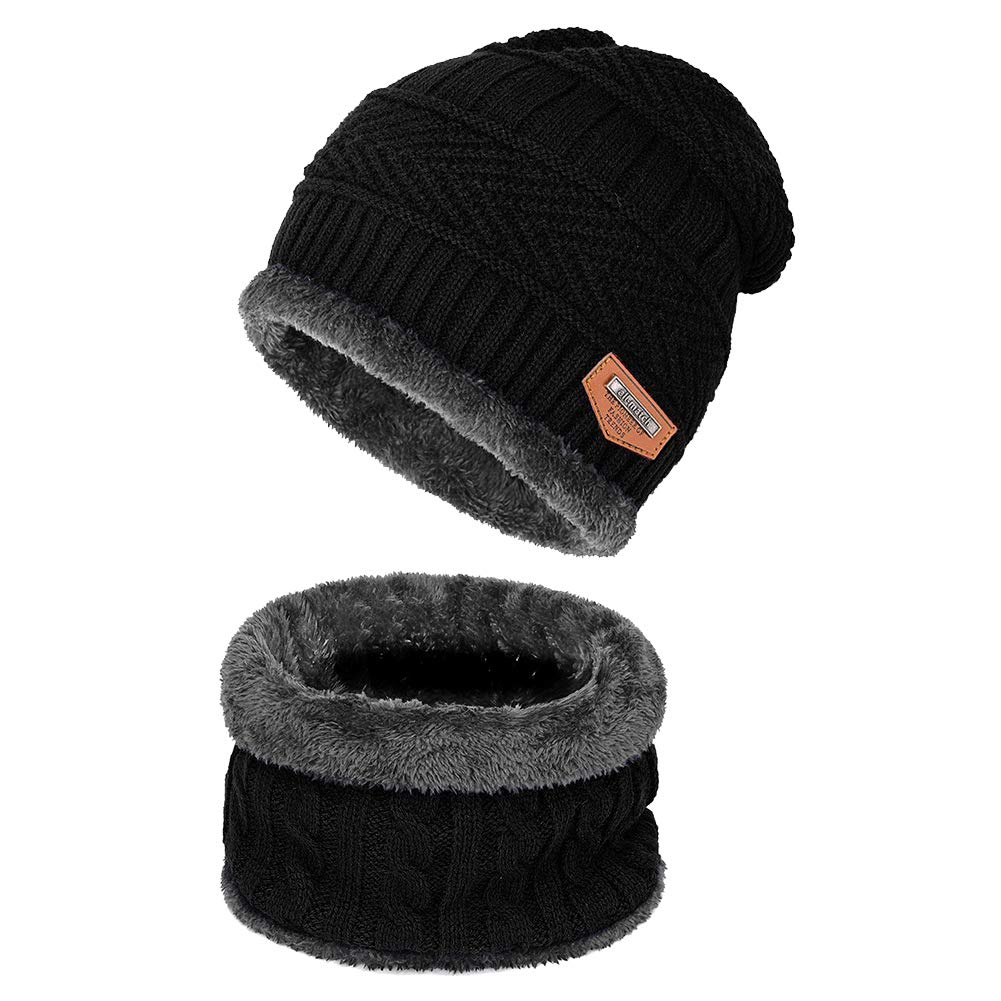 Winter cap with a stylish design for boys and girls